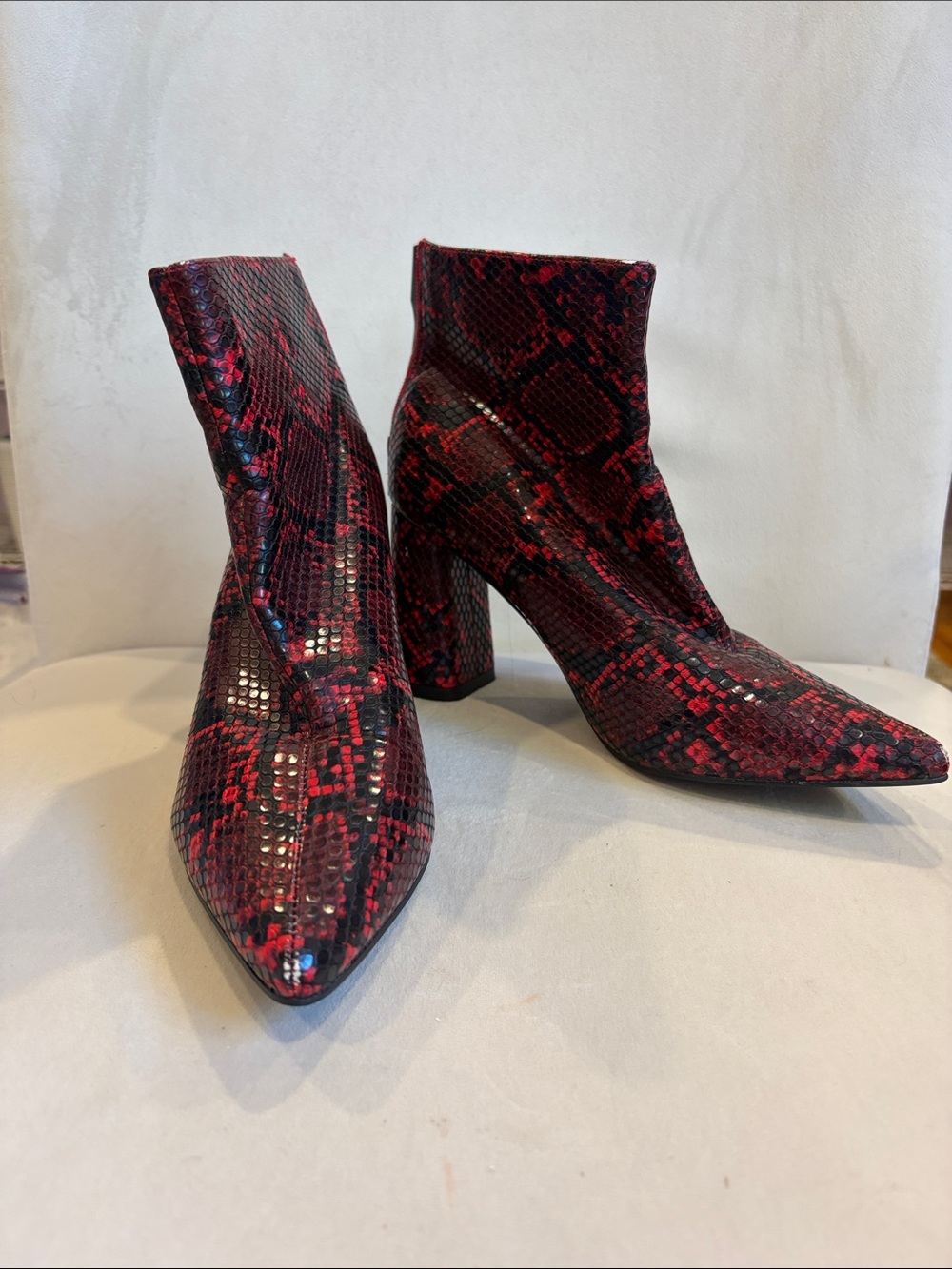 Boohoo Red & Black Snake-Print Pointed Toe Block Heel Ankle Boots